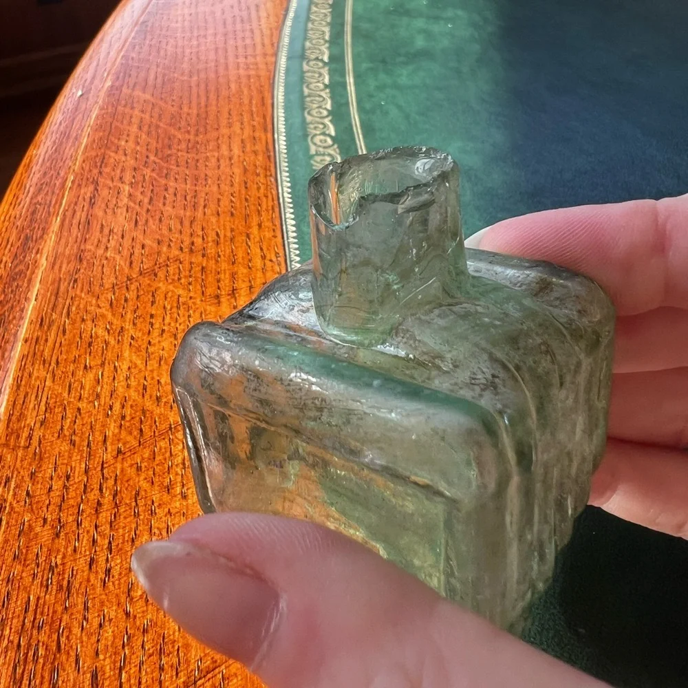 Antique Vintage Victorian Glass Inkwell - Picture 6 of 8